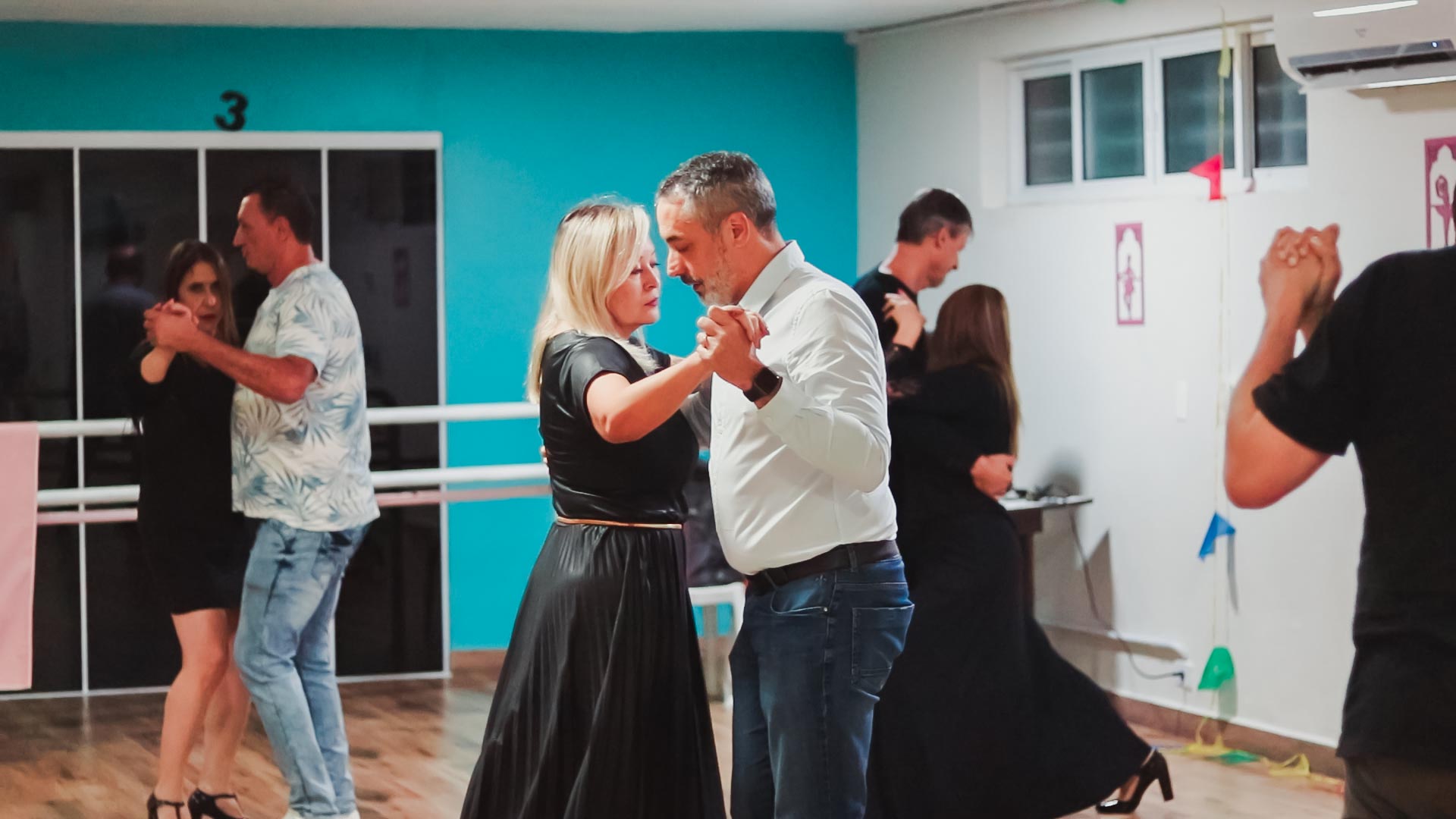 danca de salao 3.jpg