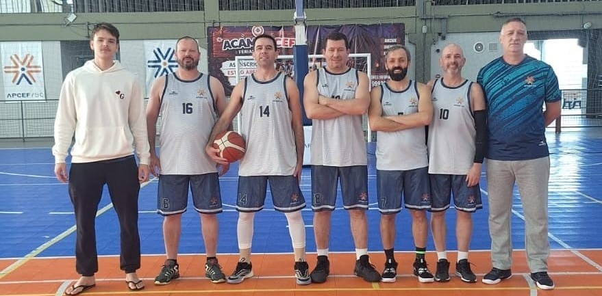 Triangular_basquete.26.1.jpg