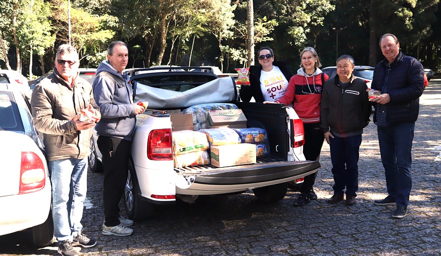 Projetoviveiromudas_entregaalimentos.25.1.1.jpg
