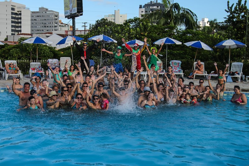 CarnavalAPCEFPR_Caiobareduz.jpg