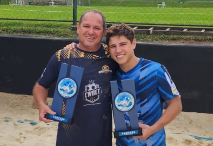 Torneiofutevolei_pai_filhocampeoes.25.2.jpg