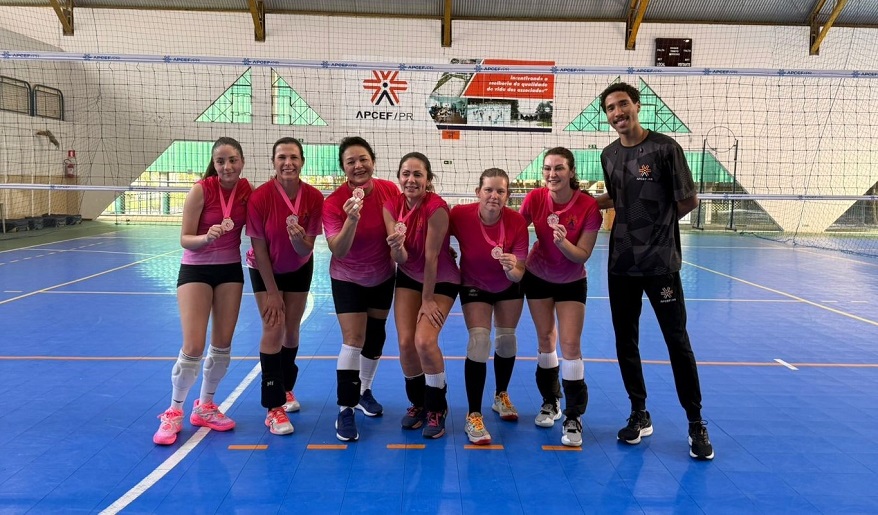 VoleioutubroRosa_campeao.25.1.jpg