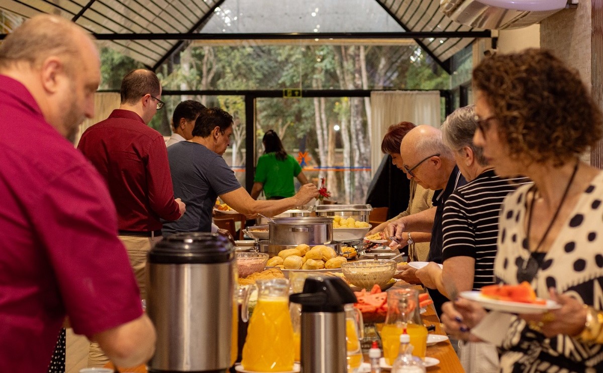 Cafedancante10_posabre.25.6.2.jpg