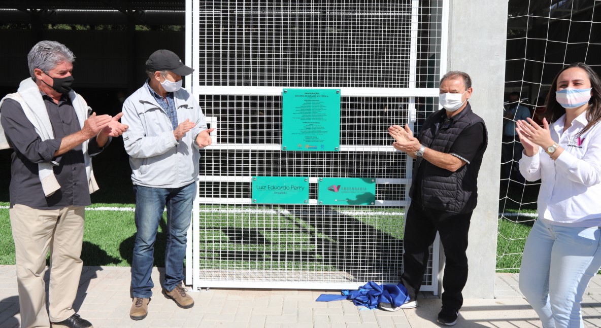 Descerraplaca_inauguraplaca.21.jpg