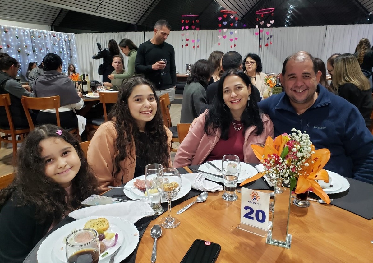 Jantarmaes_familiaGurgolet.26.2.jpg